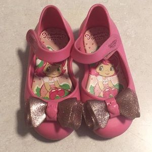 Mini Melissa strawberry shortcake shoes